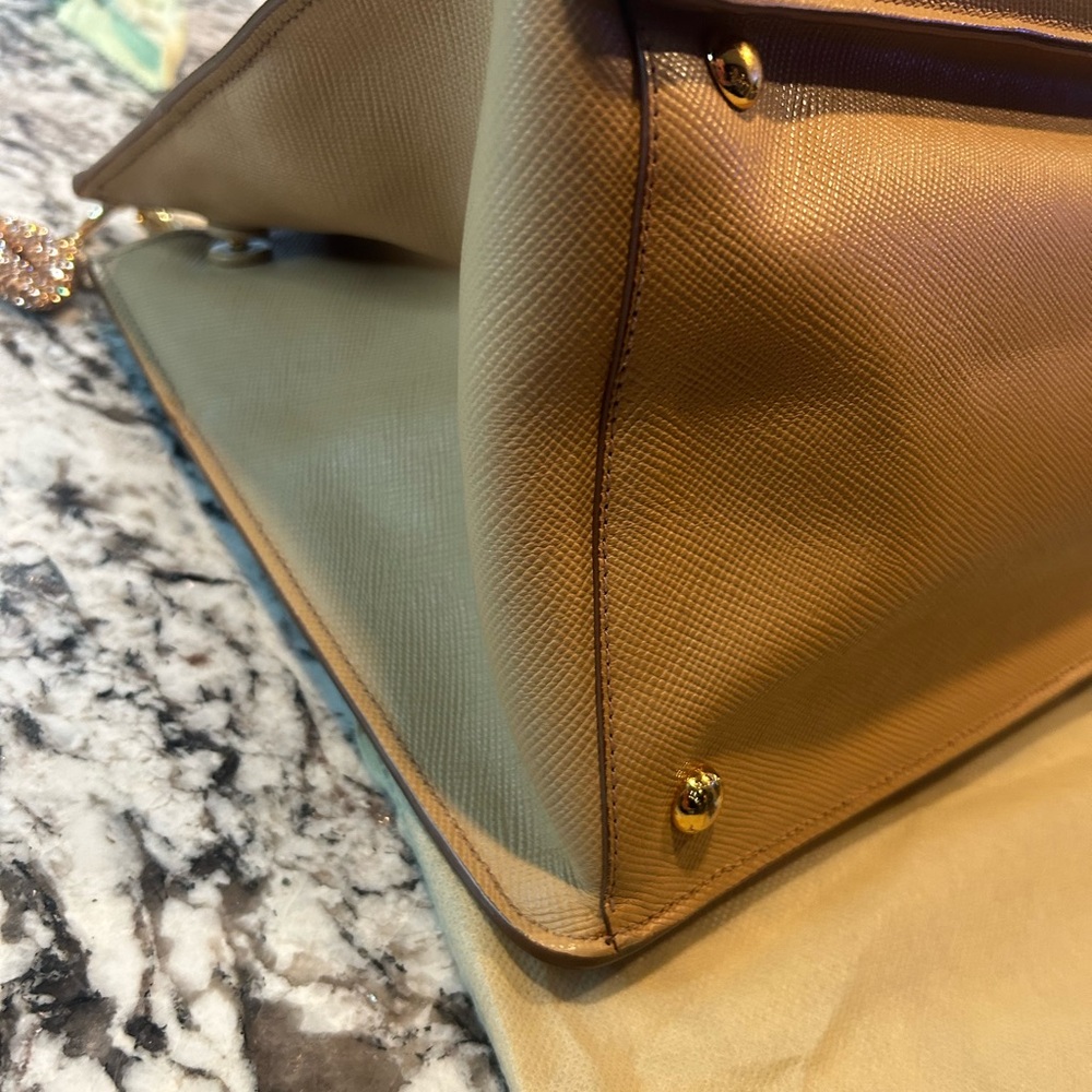 Prada Beige Saffiano Galleria Leather Satchel EUC w/ Pink Scarf and charm - Picture 9 of 16